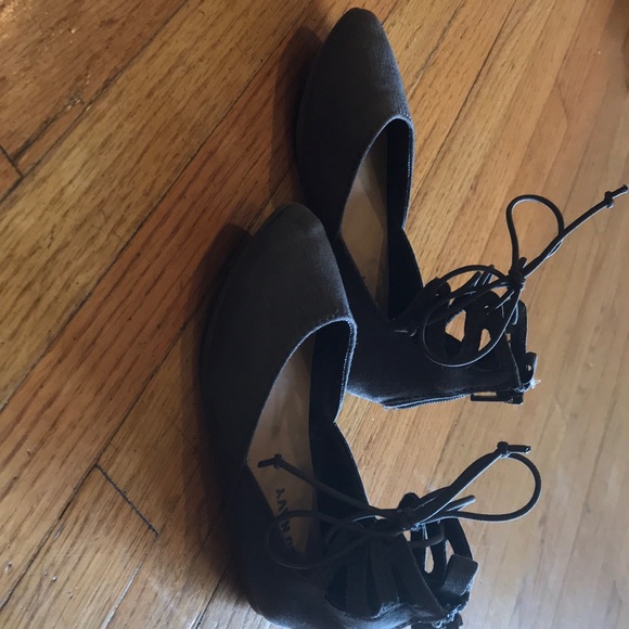 Grey lace up shoe - Picture 2 of 4